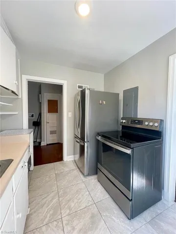 $1,595 | 1311 Cardinal Place, Greensboro, NC 27408