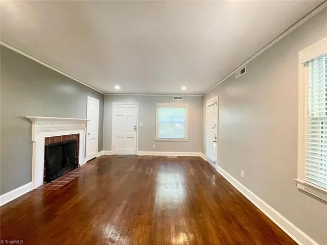 $1,595 | 1311 Cardinal Place, Greensboro, NC 27408