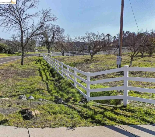 $475,000 | 3040 Pepito Drive, La Grange, CA 95329
