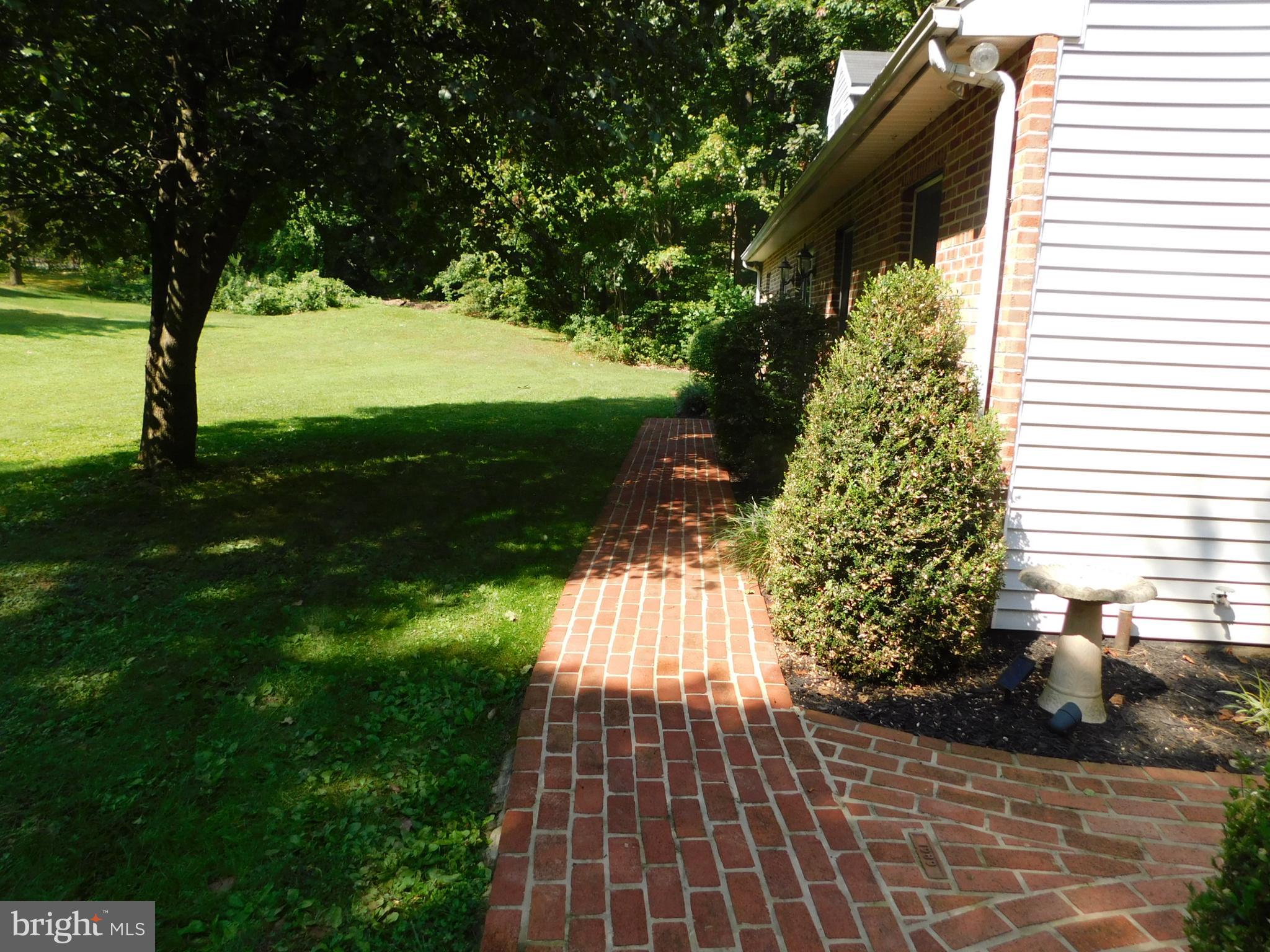 2089 St Peters Road Pottstown, PA 19465 - Photo 3 of 63 Gallery Image 3