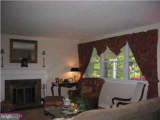833 Merrill Road Ambler, PA 19002 - Photo 2 of 6 Gallery Image 2
