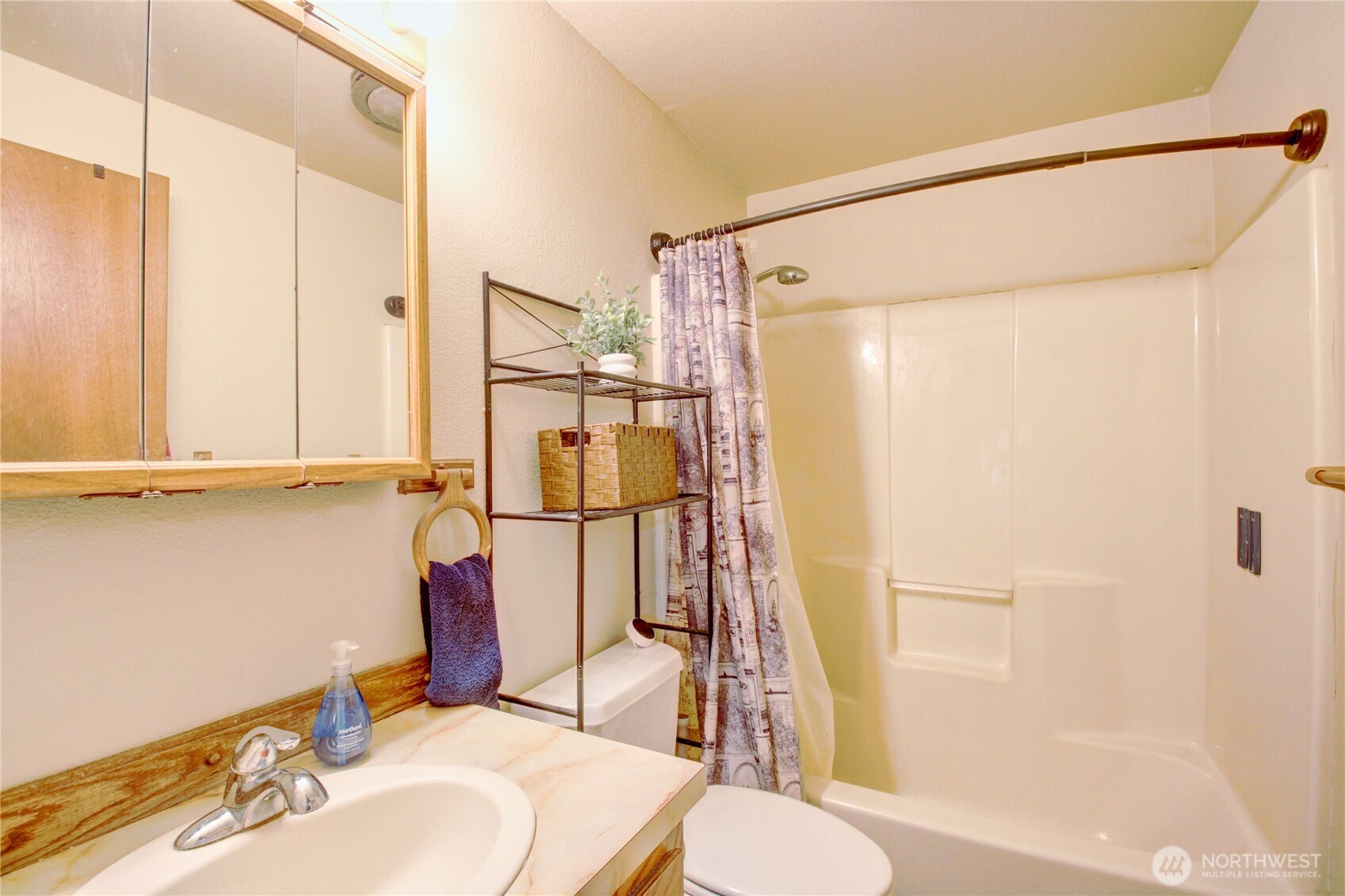 3046 Old Highway 99 North Road Burlington, WA 98233 - Photo 23 of 39