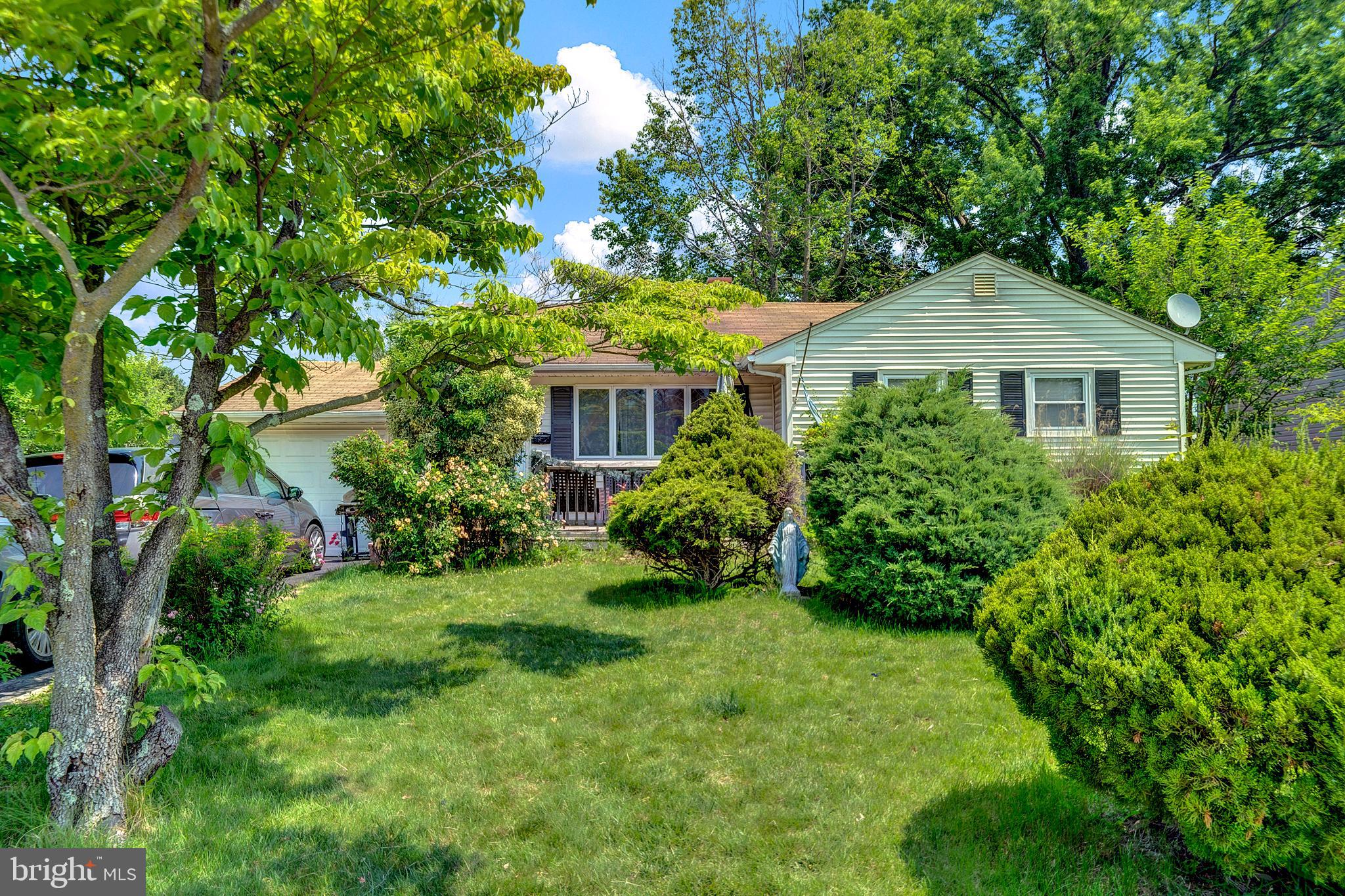 33 Sherbrooke Road Ewing, NJ 08638 - Photo 1 of 1