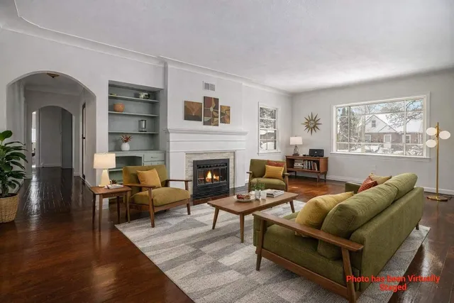 $249,900 | 1643 Burlingame Avenue Southwest, Grand Rapids, MI 49509