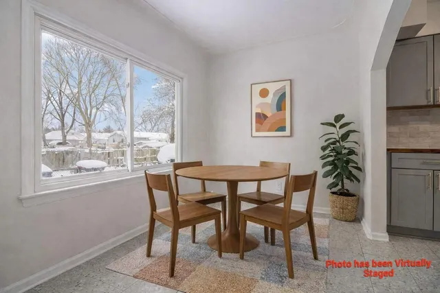 $249,900 | 1643 Burlingame Avenue Southwest, Grand Rapids, MI 49509