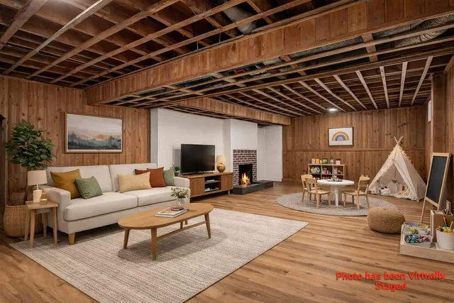 $249,900 | 1643 Burlingame Avenue Southwest, Grand Rapids, MI 49509