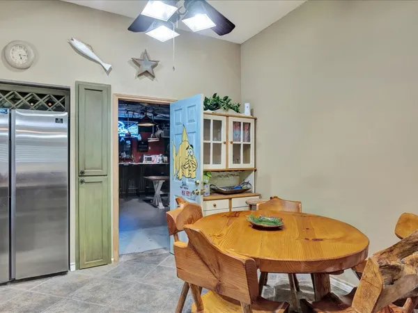 $489,900 | 21441 FM 705, Broaddus, TX 75929