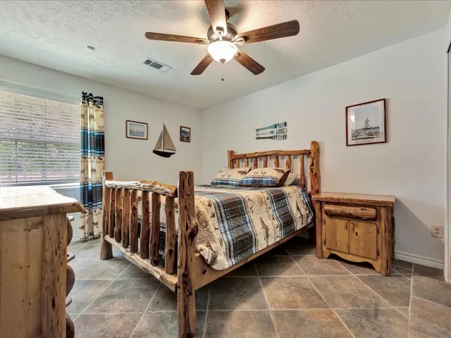 $489,900 | 21441 FM 705, Broaddus, TX 75929