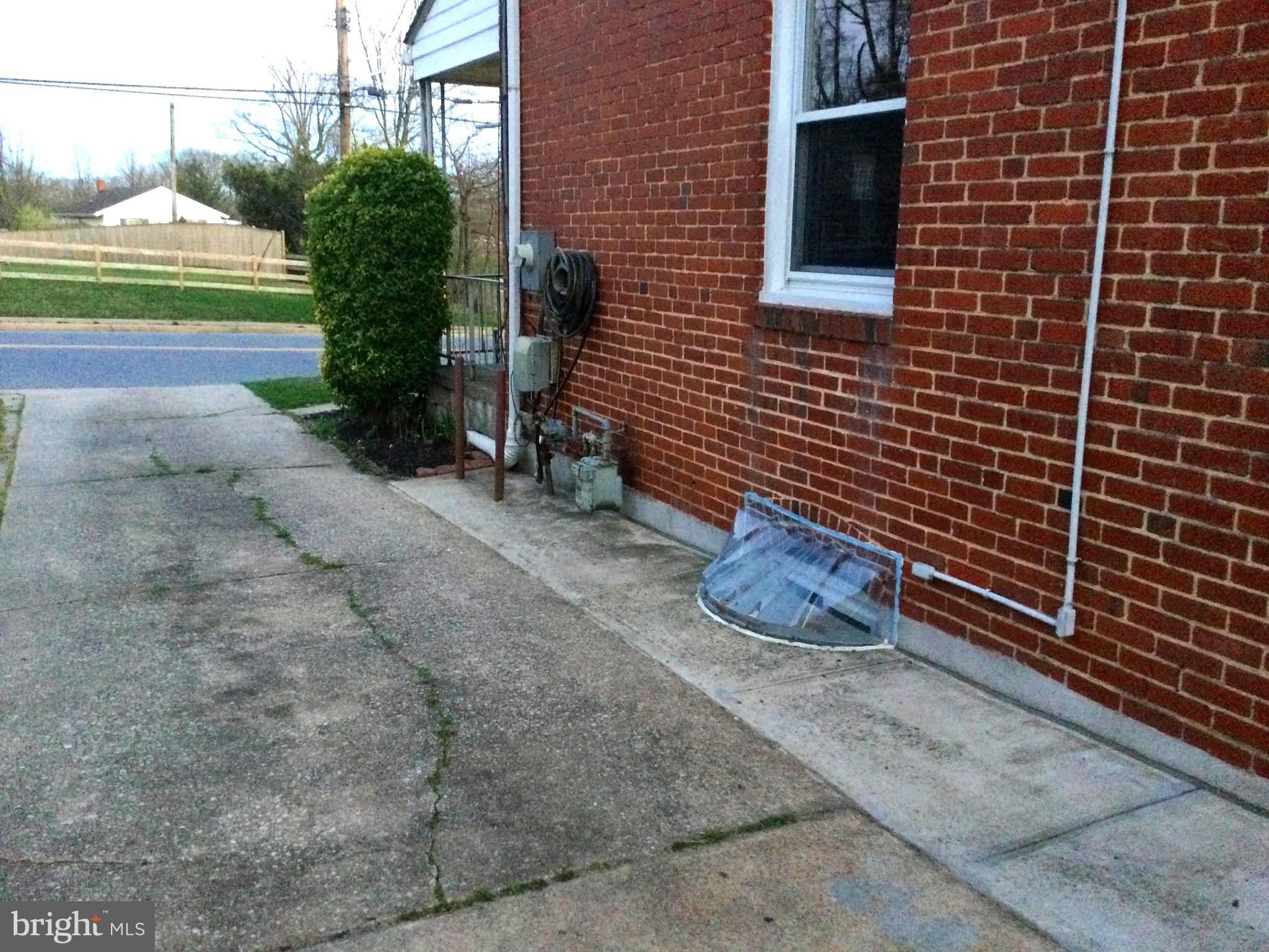 8354 Oakleigh Road Baltimore, MD 21234 - Photo 18 of 42 Gallery Image 18