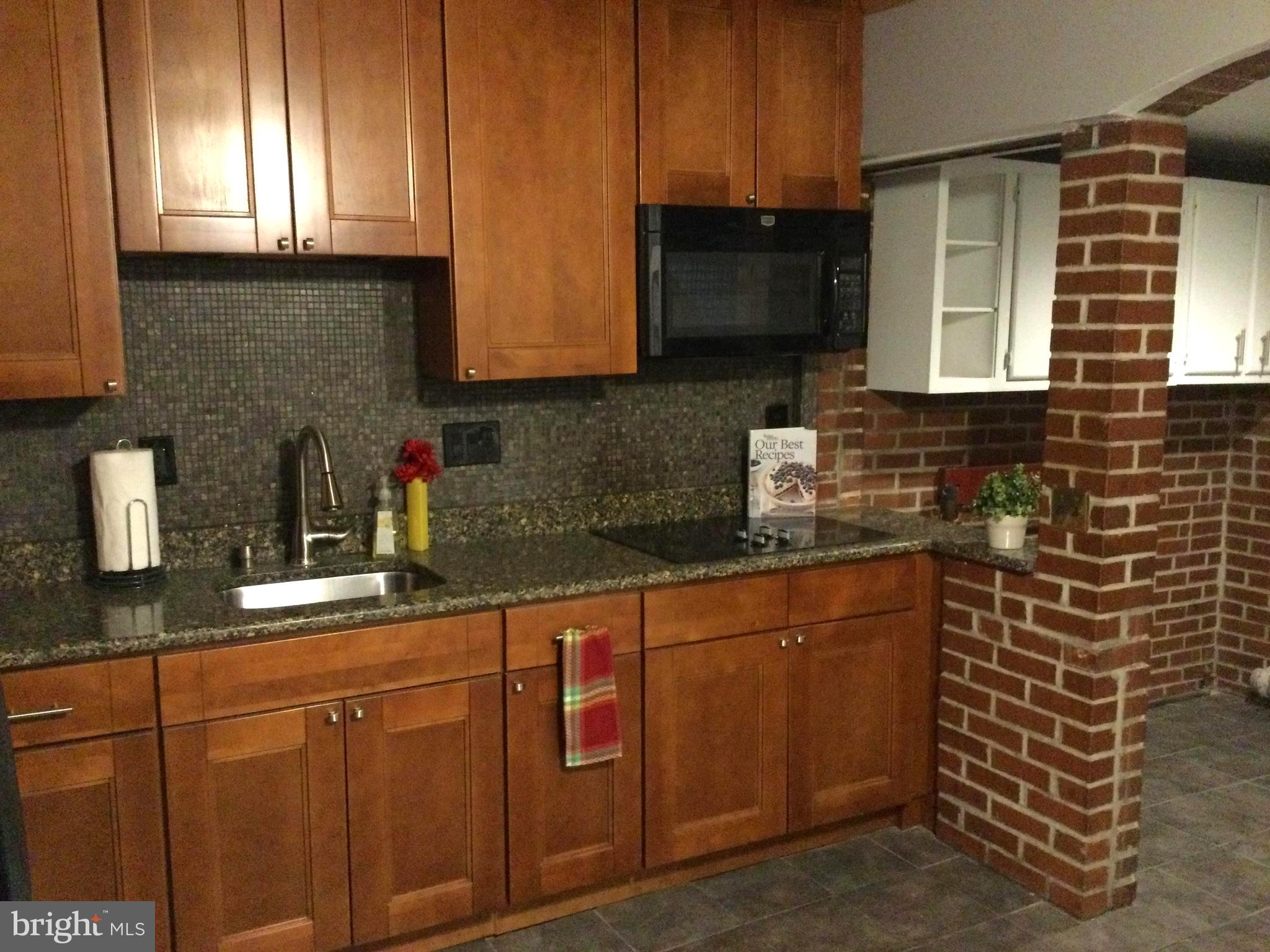 8354 Oakleigh Road Baltimore, MD 21234 - Photo 9 of 42 Gallery Image 9