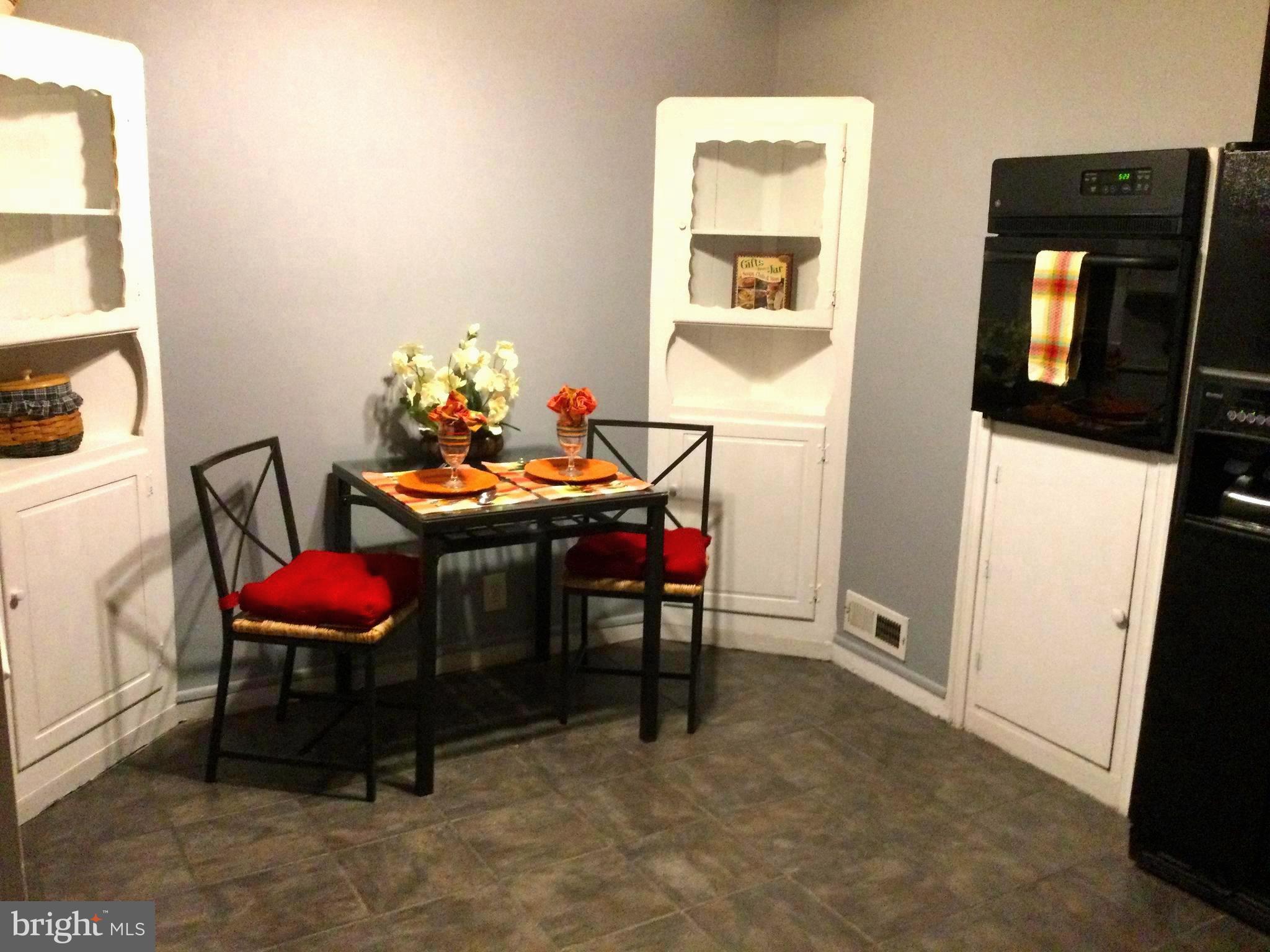 8354 Oakleigh Road Baltimore, MD 21234 - Photo 10 of 42 Gallery Image 10