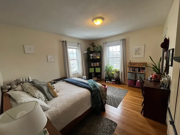 $3,950 | 52 Egerton Road, Unit 1, Arlington, MA 02474