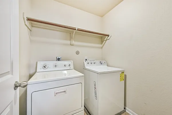 $2,200 | 13418 East Red Birch Circle, Houston, TX 77038