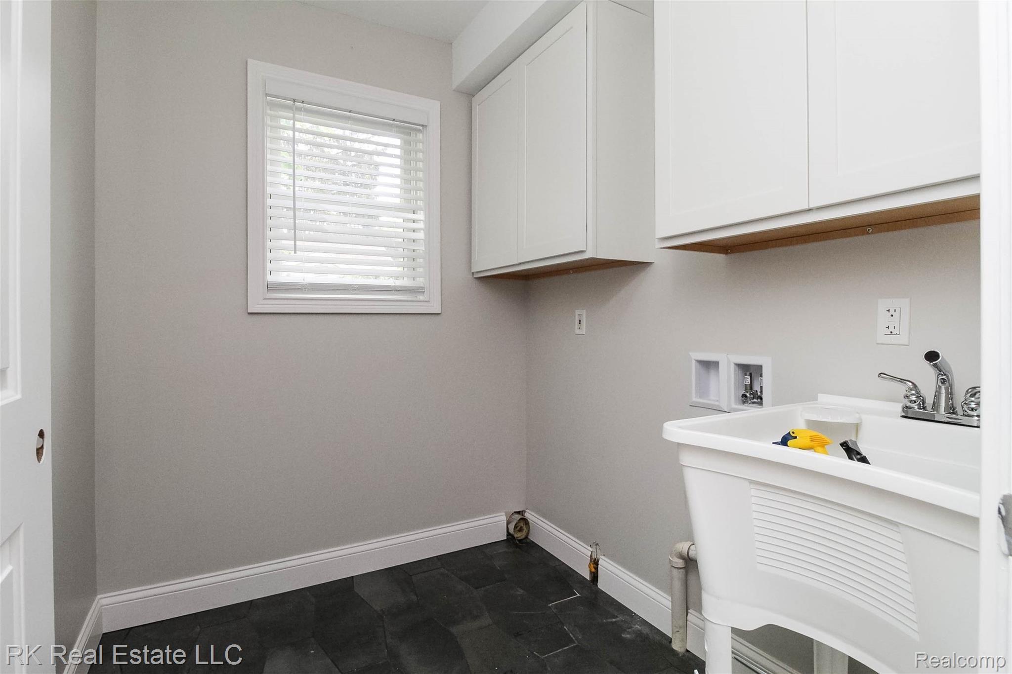 362 Prospect Street Romeo, MI 48065 - Photo 18 of 63 22.jpg