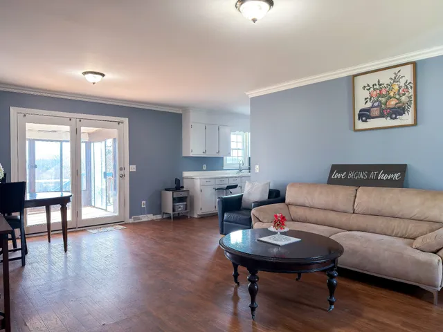 $265,000 | 102 Edgewood Street, Mount Pleasant, TN 38474