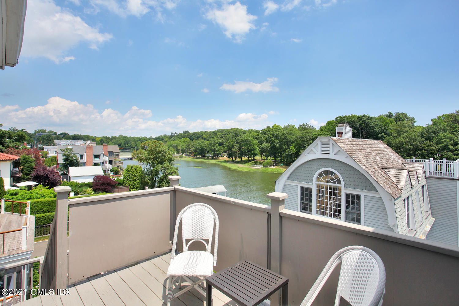 633 Steamboat Road, Unit 4 Greenwich, CT 06830 - Photo 19 of 20 633 Steamboat Rd Greenwich CT-large-016-