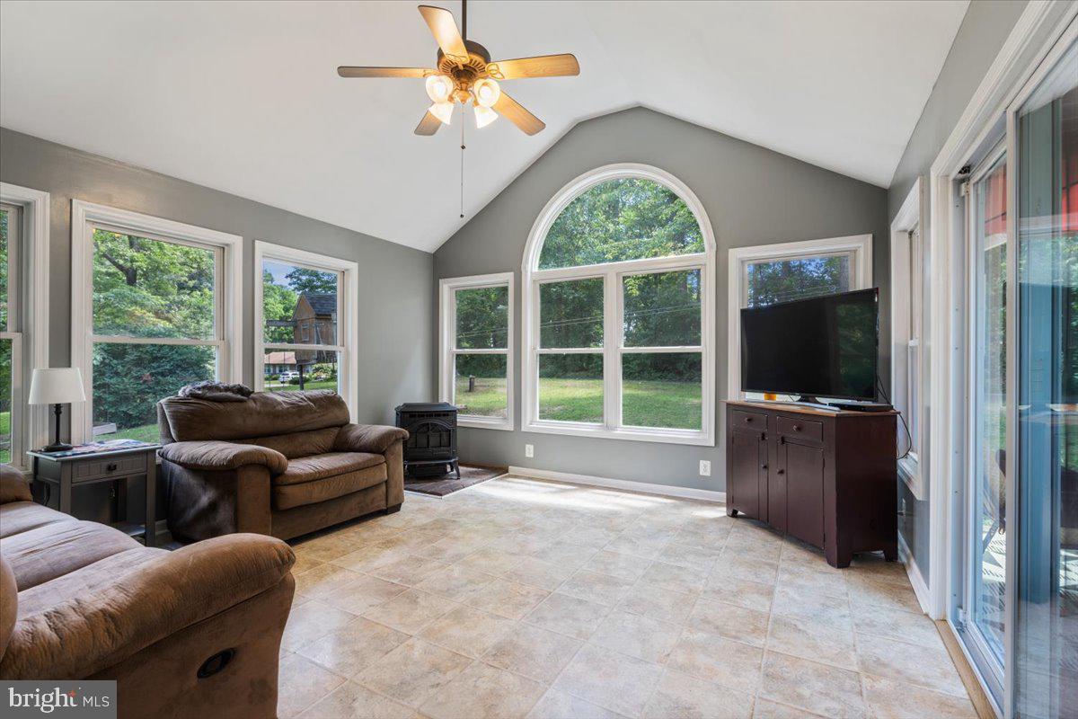 3593 Ridge Road Westminster, MD 21157 - Photo 11 of 39