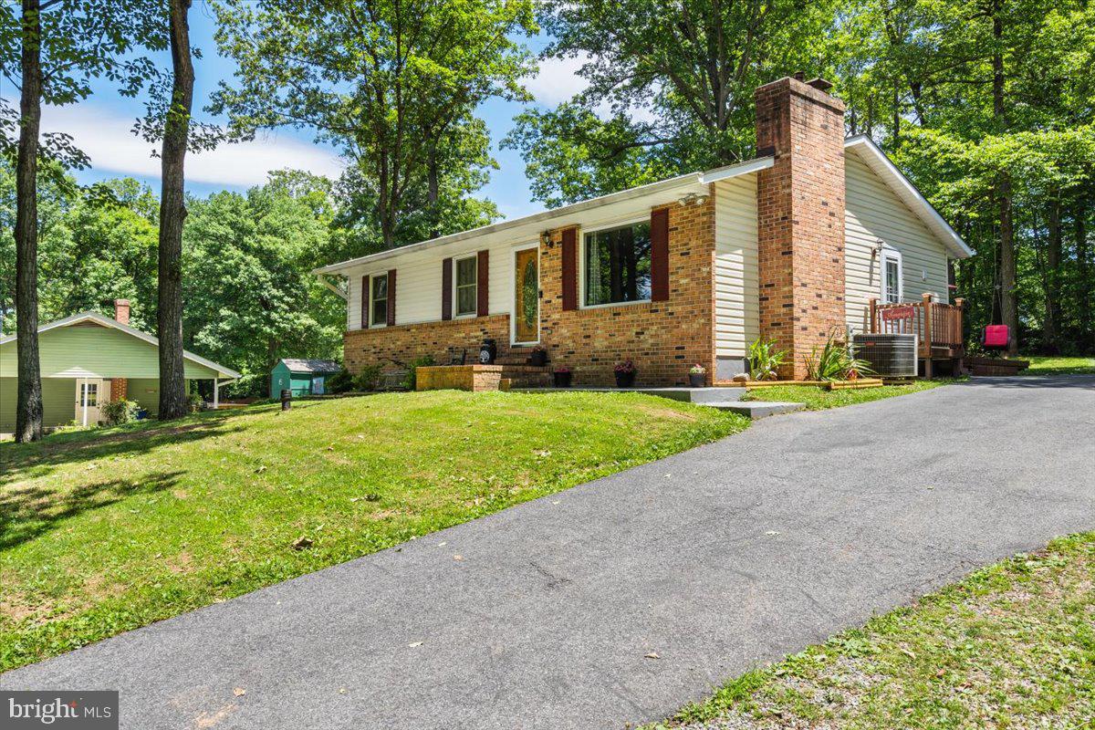 3593 Ridge Road Westminster, MD 21157 - Photo 2 of 39