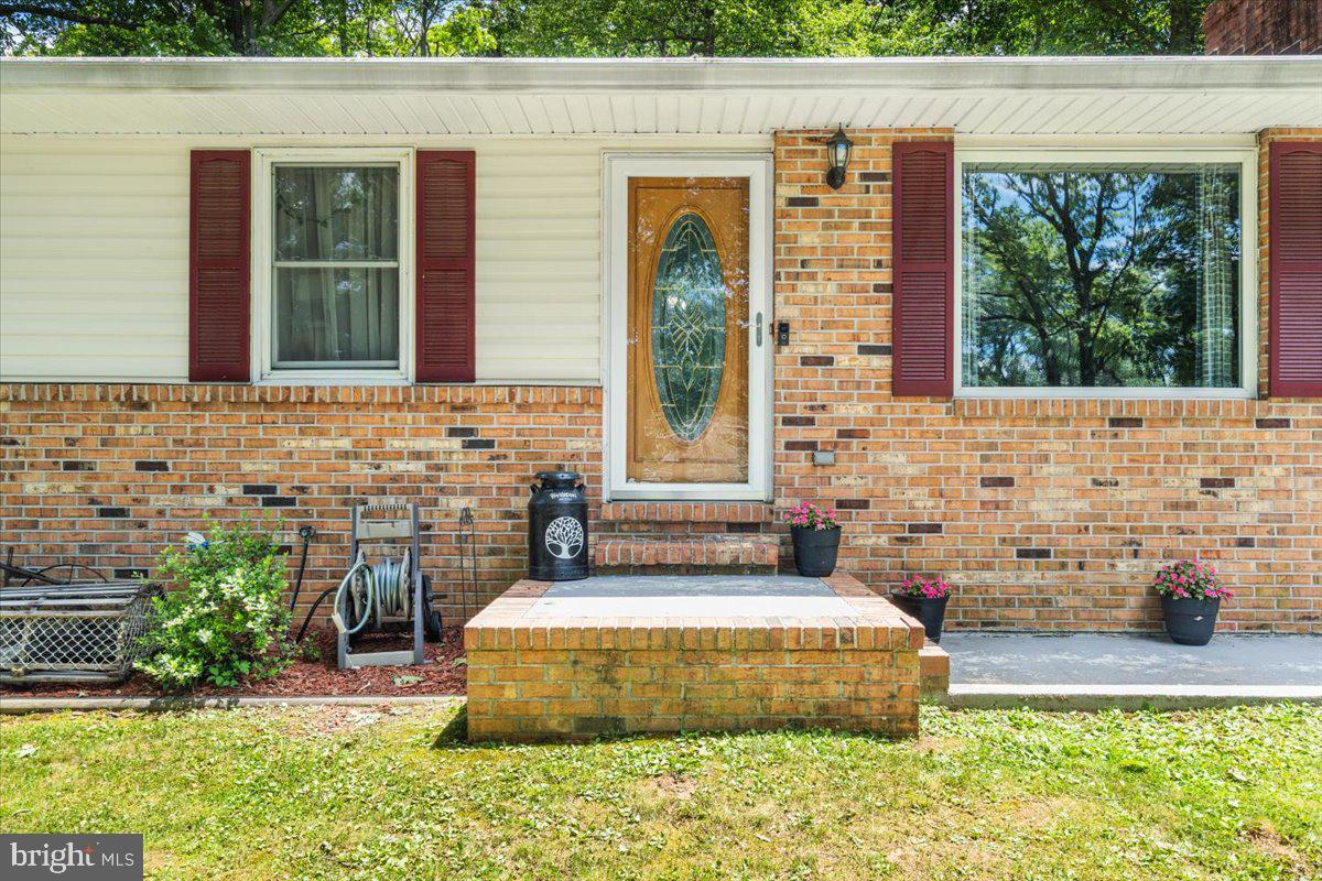 3593 Ridge Road Westminster, MD 21157 - Photo 3 of 39