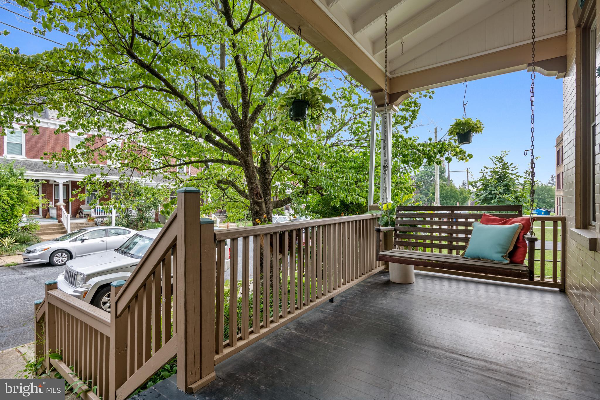 340 Nevin Street Lancaster, PA 17603 - Photo 4 of 41 Front Porch with Swing