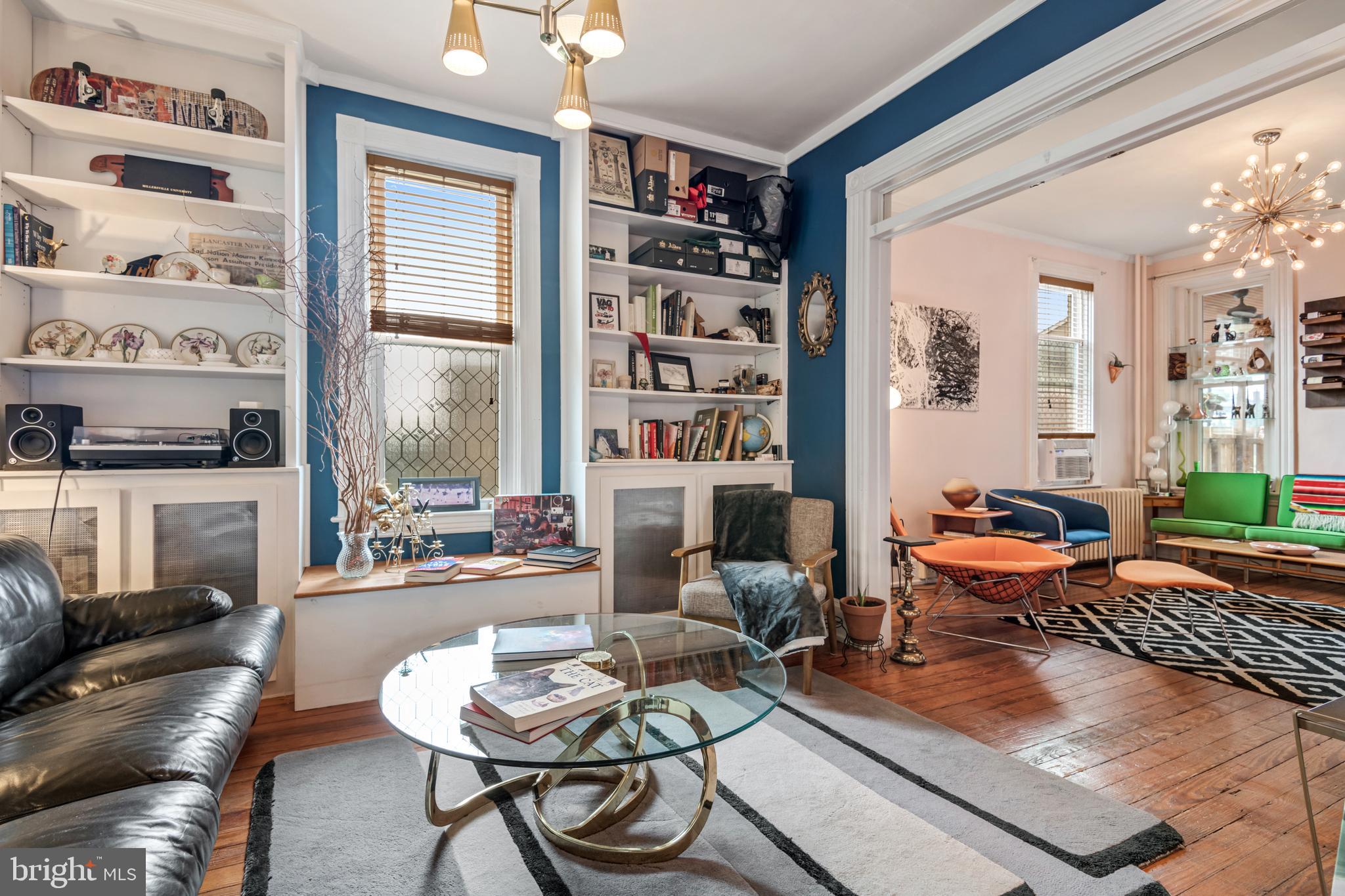 340 Nevin Street Lancaster, PA 17603 - Photo 8 of 41 Living Room