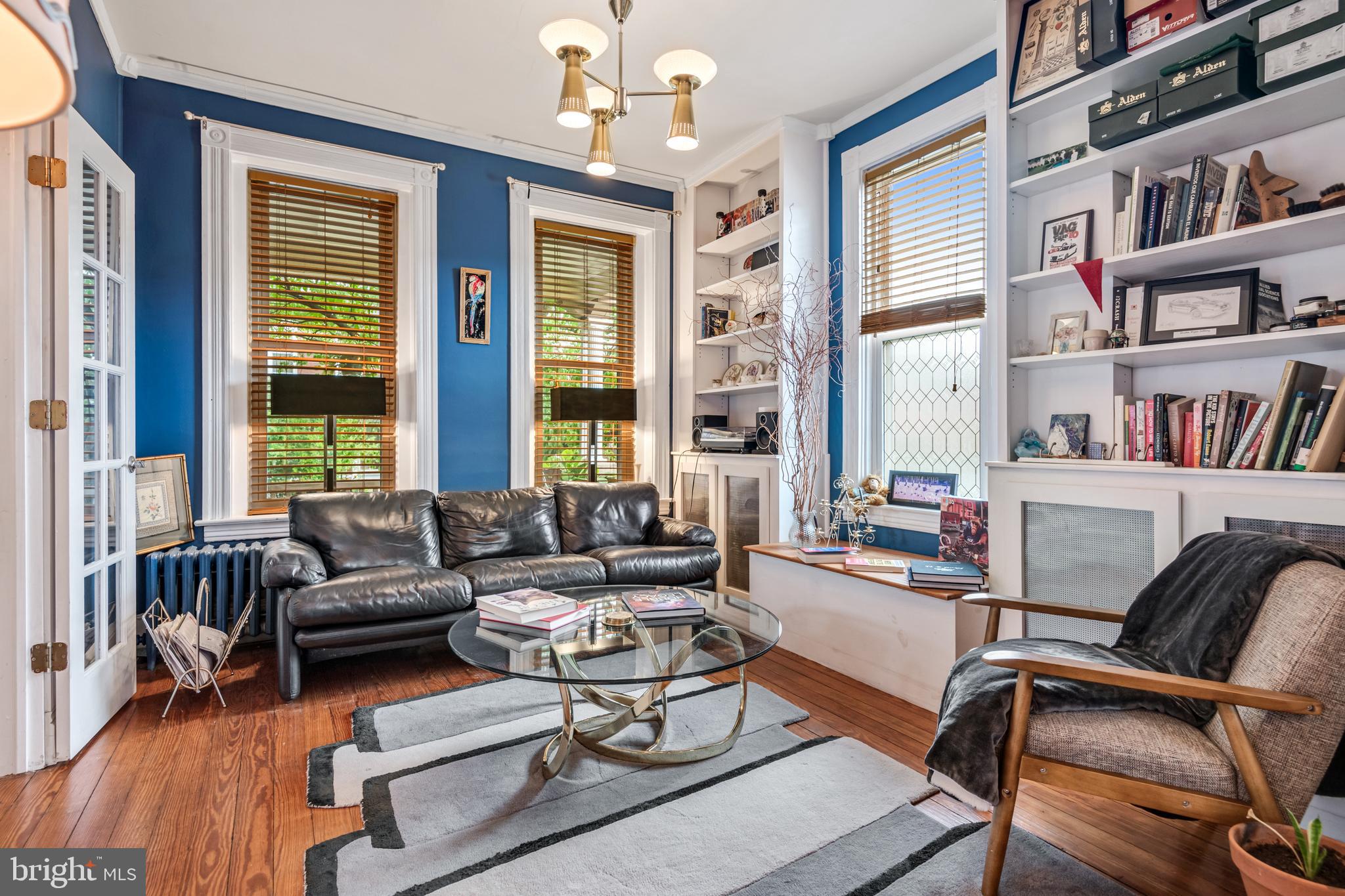 340 Nevin Street Lancaster, PA 17603 - Photo 10 of 41 Living Room (ceiling light fixture reserved)