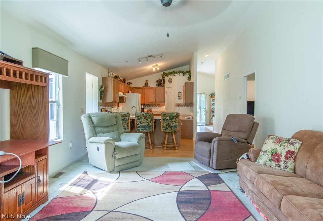 6433 Oberlin Road Lorain, OH 44053 - Photo 13 of 31 Gallery Image 13