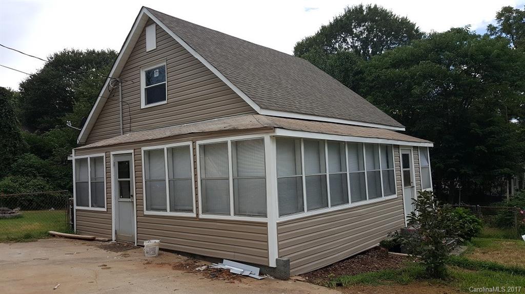 1630 Laboratory Road Lincolnton, NC 28092 - Photo 2 of 24 Gallery Image 2