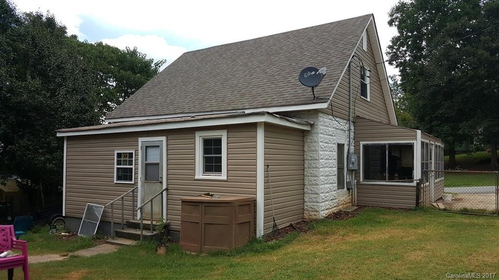 1630 Laboratory Road Lincolnton, NC 28092 - Photo 4 of 24 Gallery Image 4