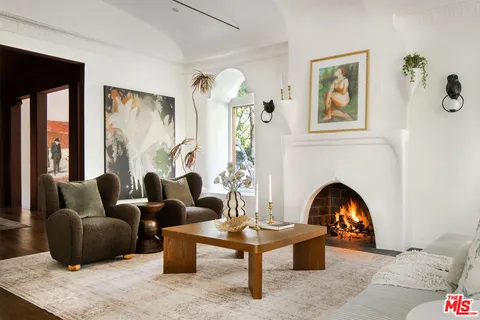 $2,799,000 | 742 North Sycamore Avenue, Los Angeles, CA 90038