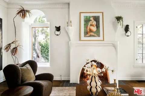 $2,799,000 | 742 North Sycamore Avenue, Los Angeles, CA 90038