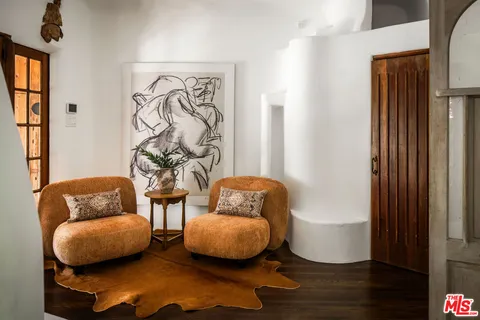 $2,799,000 | 742 North Sycamore Avenue, Los Angeles, CA 90038