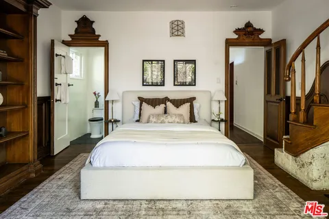 $2,799,000 | 742 North Sycamore Avenue, Los Angeles, CA 90038