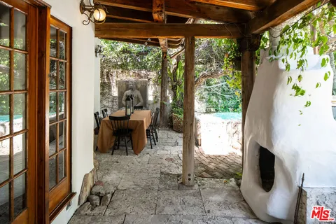 $2,799,000 | 742 North Sycamore Avenue, Los Angeles, CA 90038
