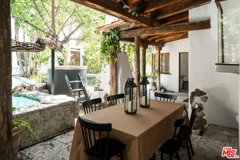 $2,799,000 | 742 North Sycamore Avenue, Los Angeles, CA 90038