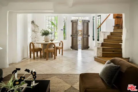 $2,799,000 | 742 North Sycamore Avenue, Los Angeles, CA 90038