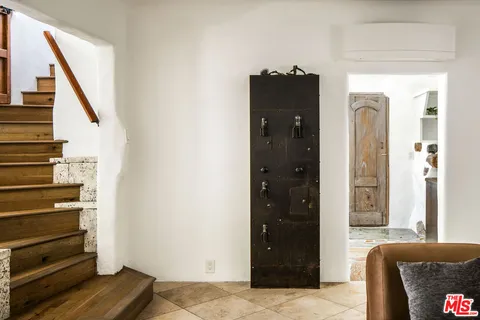 $2,799,000 | 742 North Sycamore Avenue, Los Angeles, CA 90038
