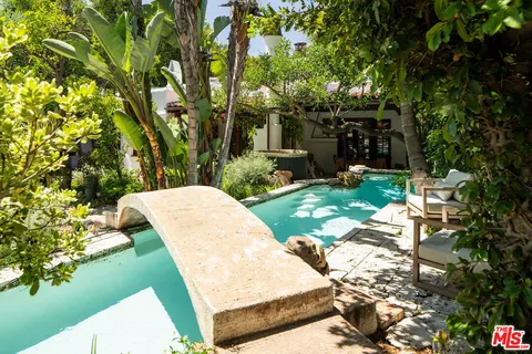 $2,799,000 | 742 North Sycamore Avenue, Los Angeles, CA 90038