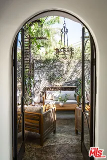 $2,799,000 | 742 North Sycamore Avenue, Los Angeles, CA 90038