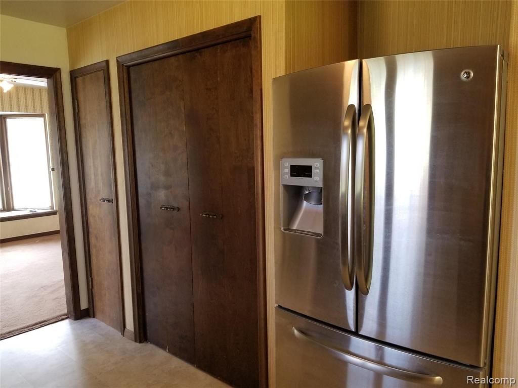 16300 Hannan Road Romulus, MI 48174 - Photo 6 of 23