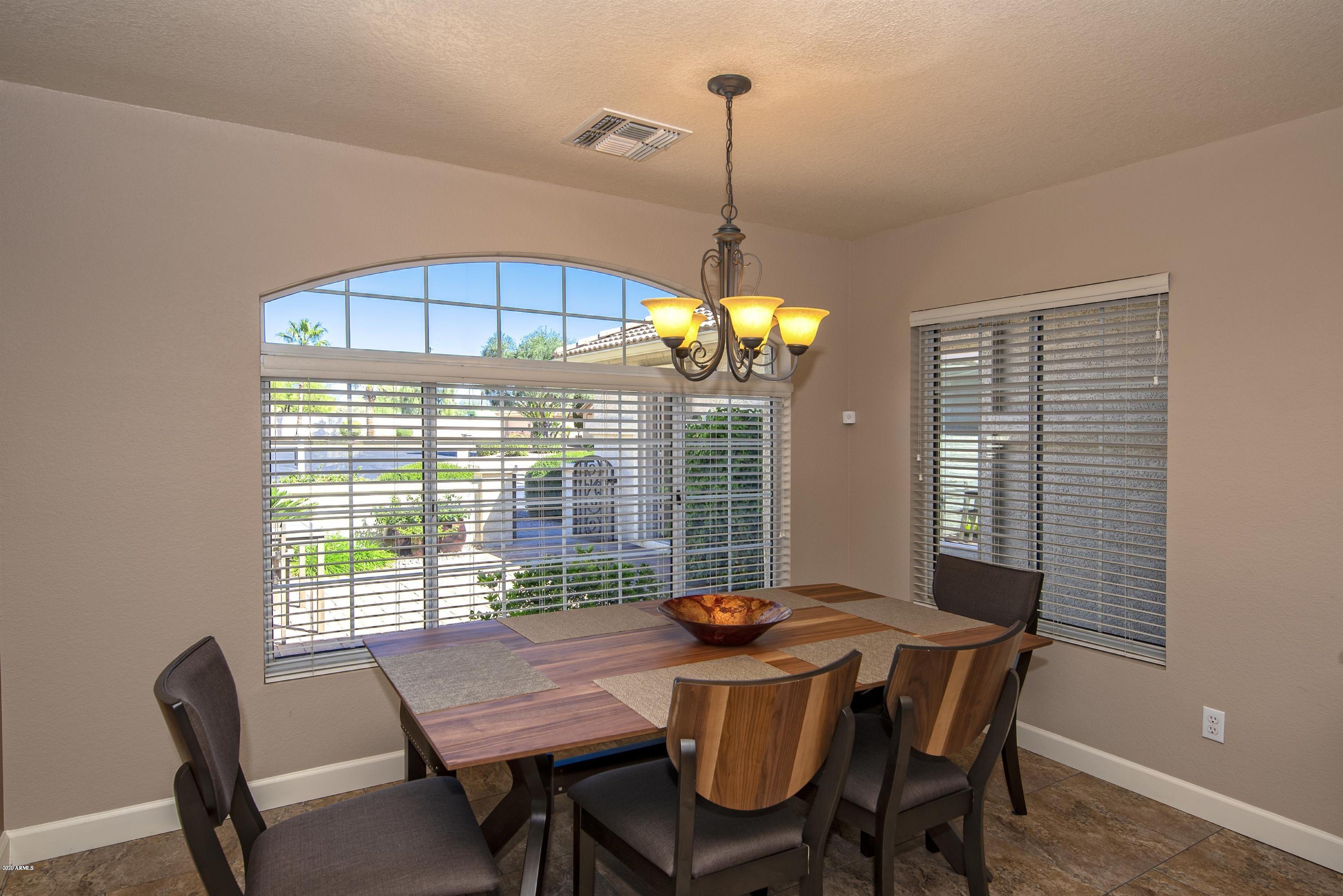 14735 Piccadilly Road Goodyear, AZ 85395 - Photo 19 of 34 Dining