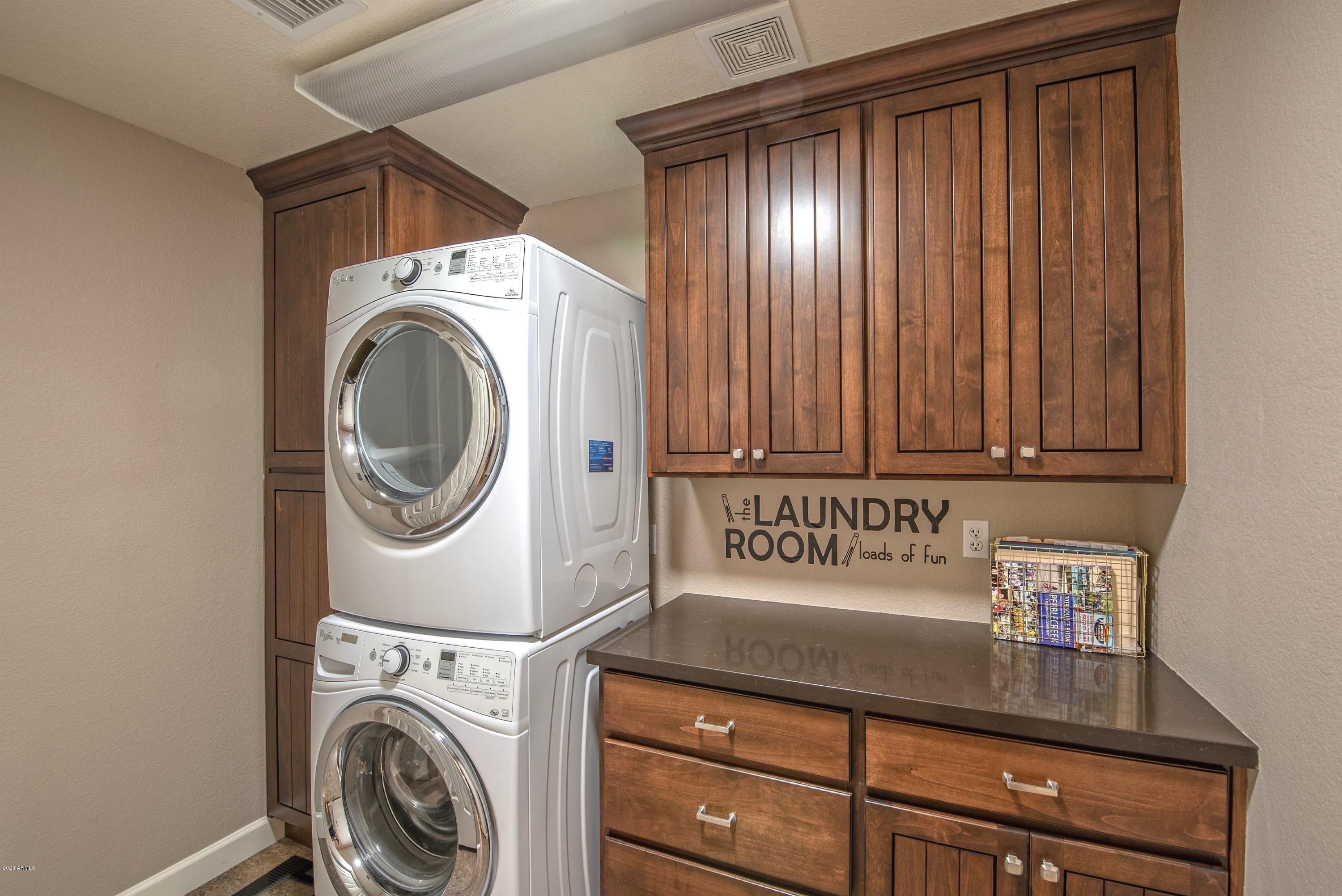 14735 Piccadilly Road Goodyear, AZ 85395 - Photo 26 of 34 Laundry