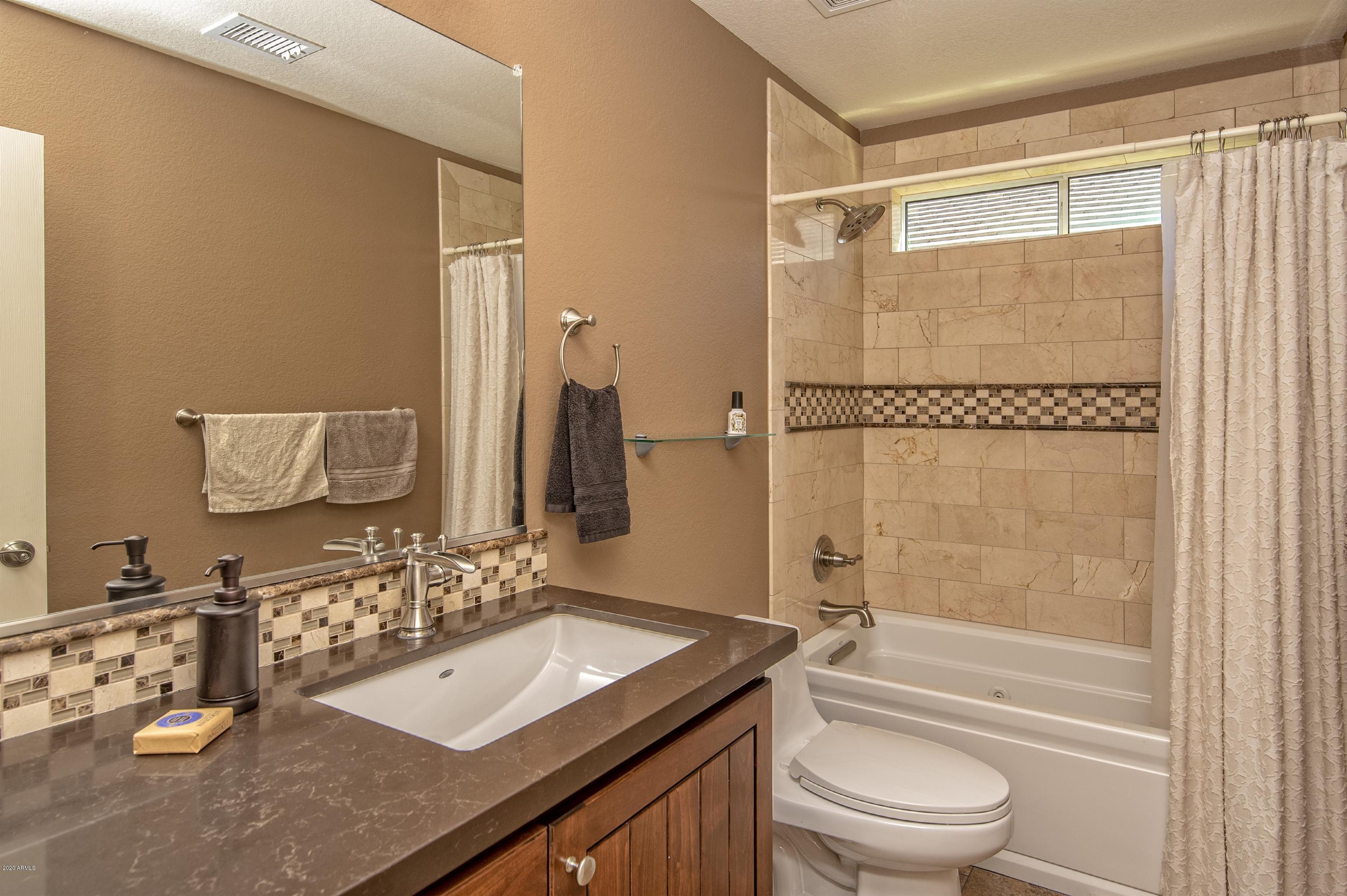 14735 Piccadilly Road Goodyear, AZ 85395 - Photo 27 of 34 Bath 2