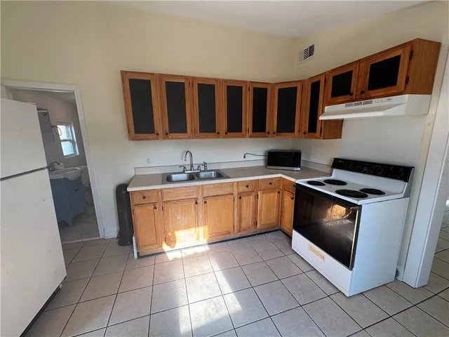 $1,000 | 1112 Monroe Street, New Orleans, LA 70118