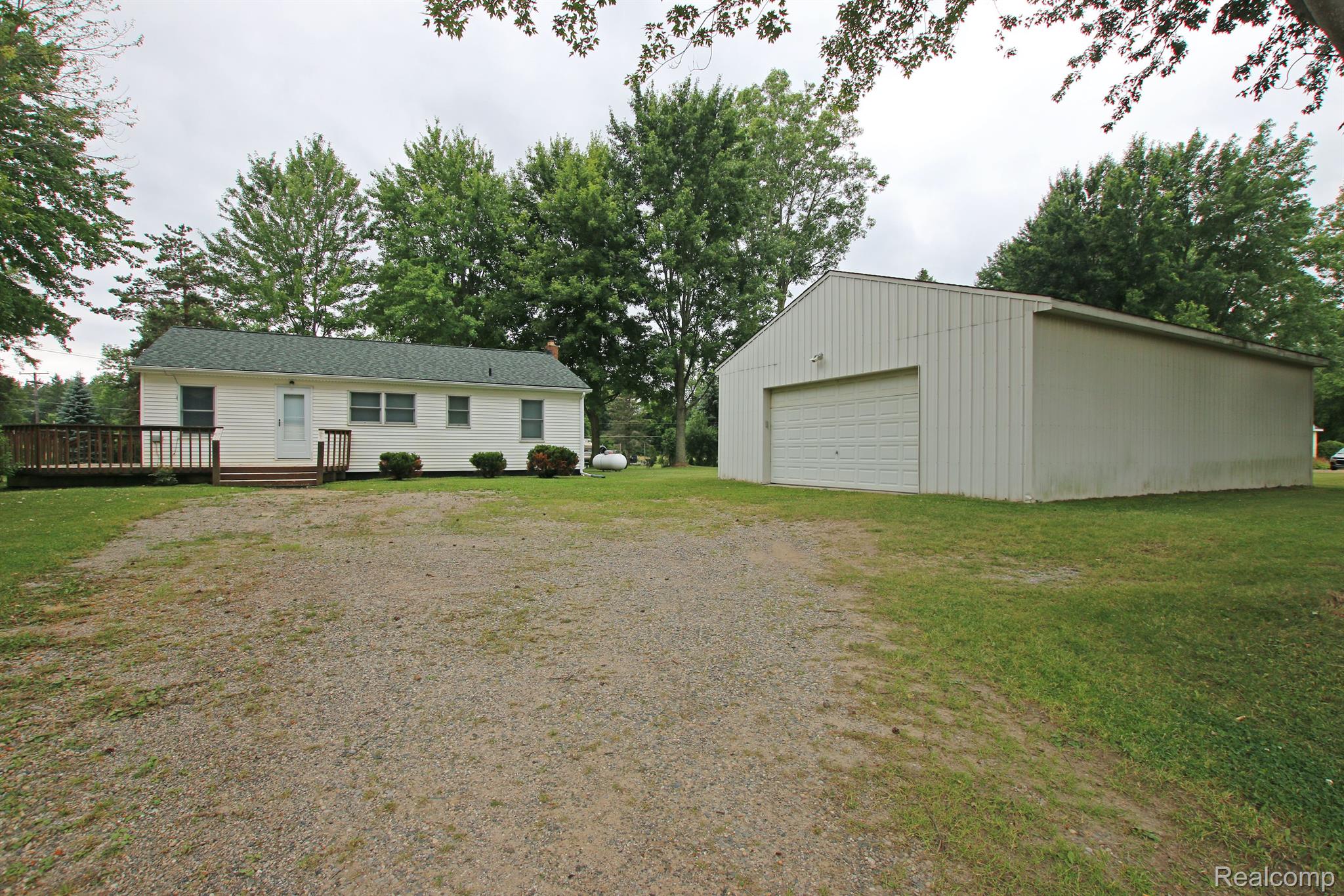 985 North Baldwin Road Oxford, MI 48371 - Photo 1 of 50 Gallery Image 1