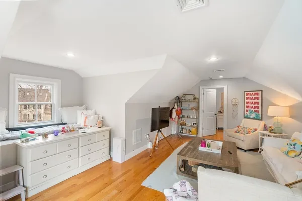 $2,198,000 | 73-79 Auburn Street, Unit 75, Newton, MA 02466