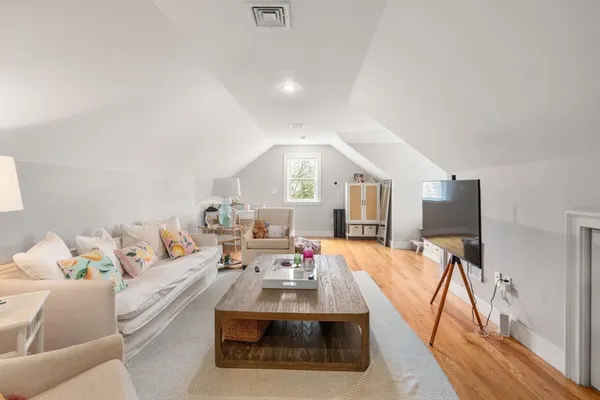 $2,198,000 | 73-79 Auburn Street, Unit 75, Newton, MA 02466