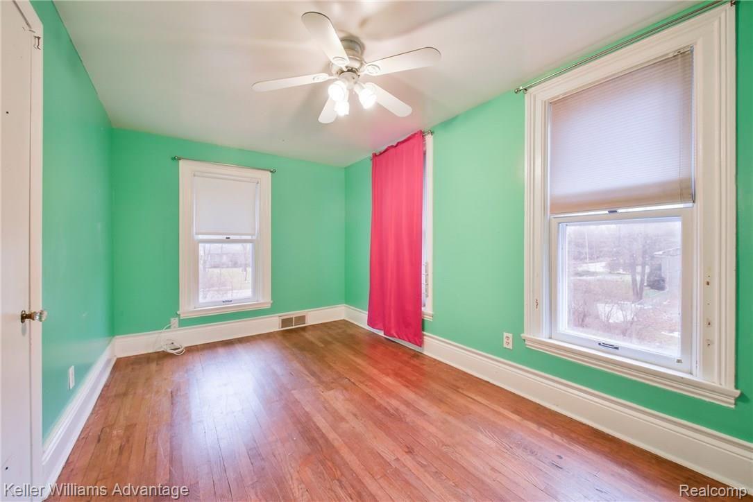 10010 Stark Road Livonia, MI 48150 - Photo 28 of 49 DSC_2799.jpg