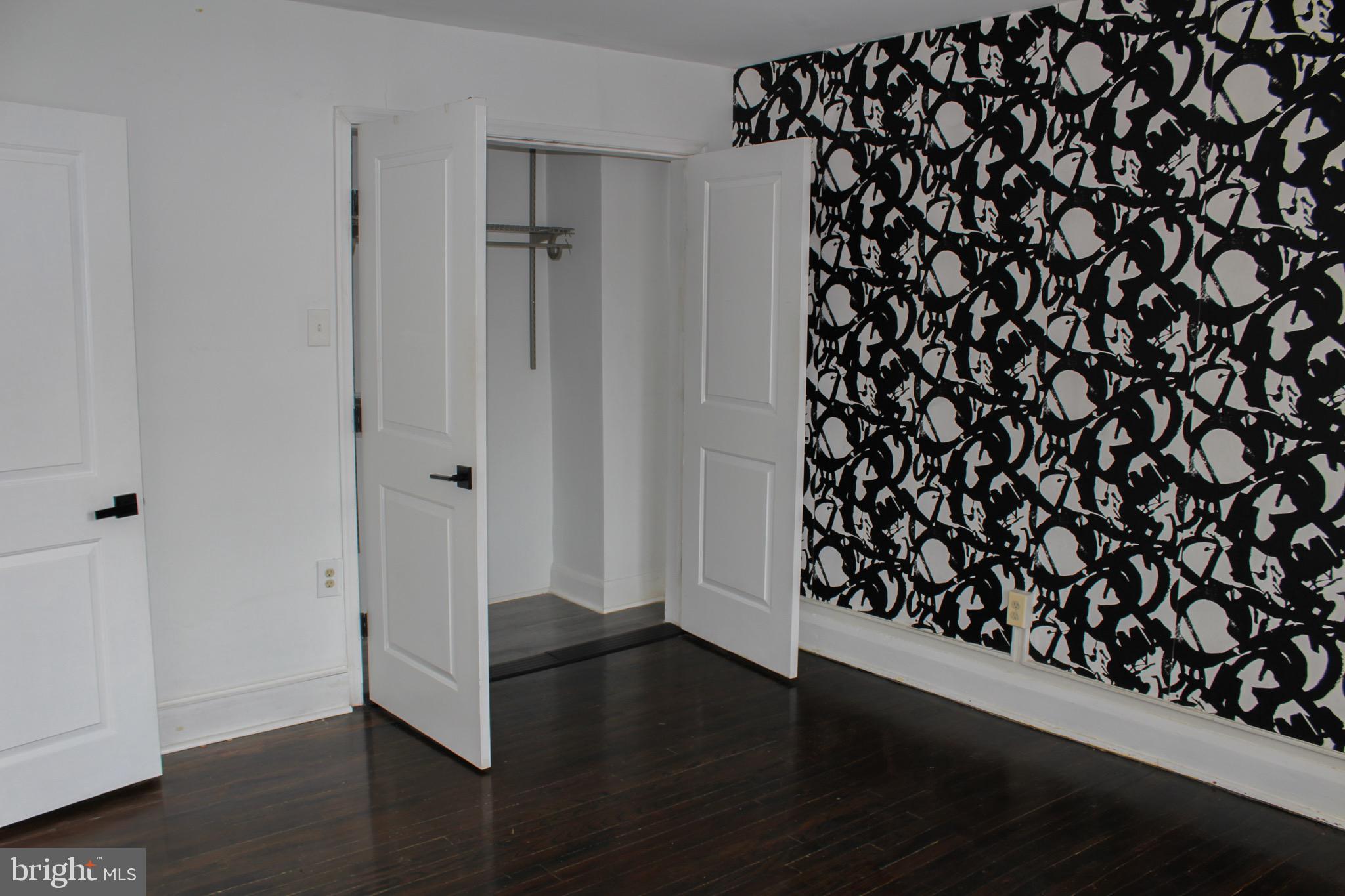 6161 Parkway Drive, Unit 2 Baltimore, MD 21212 - Photo 14 of 24 wooden floor in a gallery