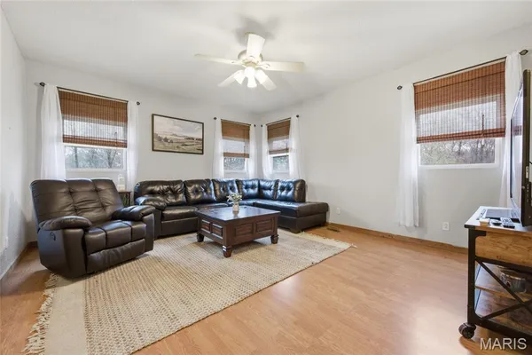 $598,900 | 284 White Road, Montgomery City, MO 63361